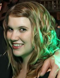 Singlebörse Single: Hanna020 (kein Single) aus Klagenfurt, Wassermann Frau, Sie sucht Ihn (sucht Date mit: Männer ), Schüler