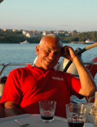 Kontaktanzeige : javelin57