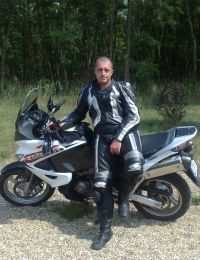 Single : postas75
