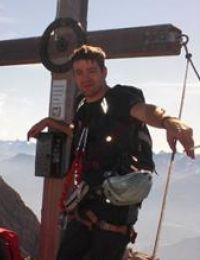 Singles Flirt Anzeige: Hangover25 (kein Single) aus Innsbruck, Fische Mann, Seitensprung (Single Flirt Chat mit: Frauen ), Frag Mich ;)
