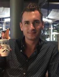 Singlebörse Single: barfly (kein Single) aus Graz, Krebs Mann, Abenteuer (sucht Date mit: Frauen )